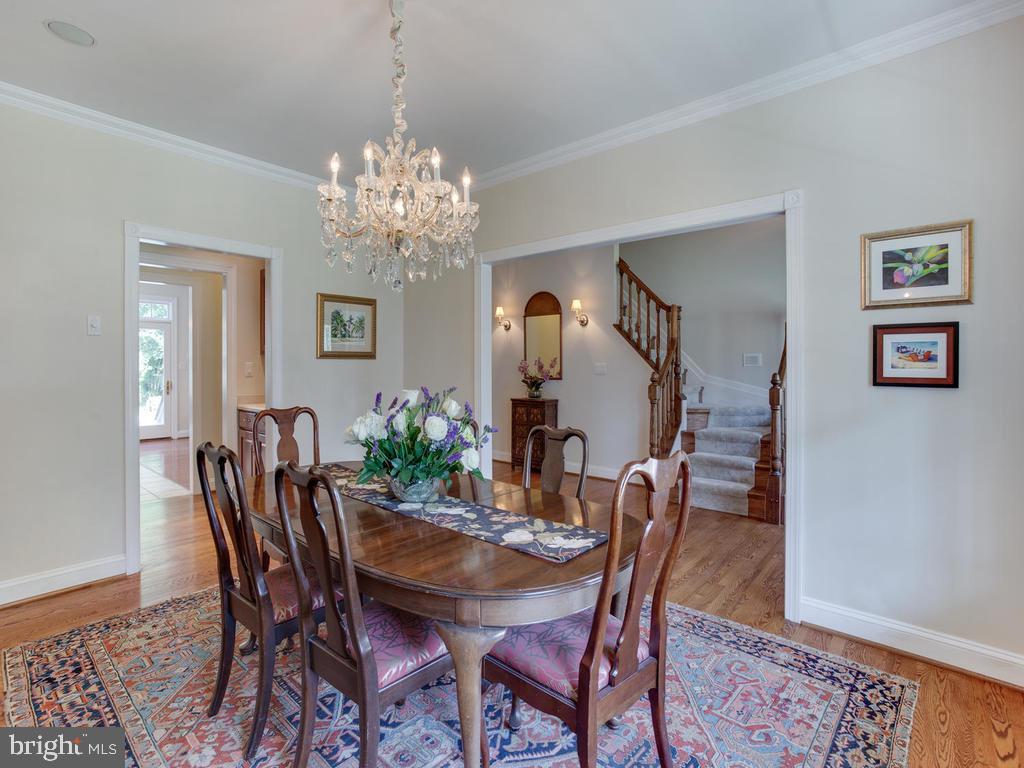 1550 Shipsview Road Annapolis, MD 21409 - Photo 9 of 62 Dining Room