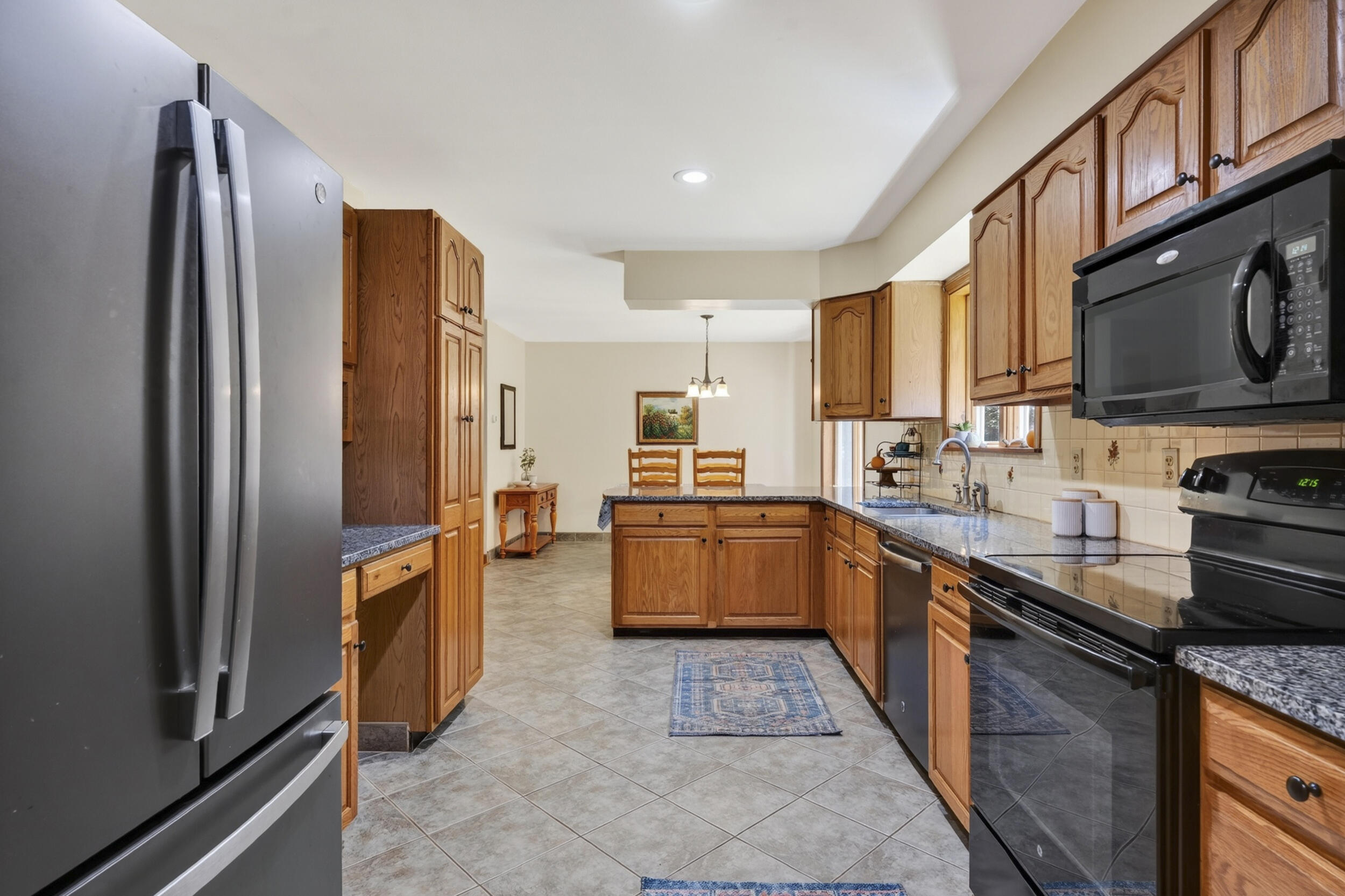 164 Indian Road Wiscasset, ME 04578 - Photo 6 of 40 13_164indian-7
