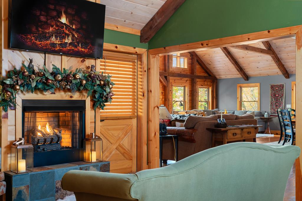 218 Mattie Mitchell Road Morganton, GA 30560 - Photo 32 of 97