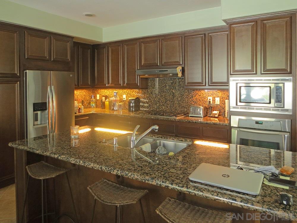 40174 Medford Road Temecula, CA 92591 - Photo 2 of 5
