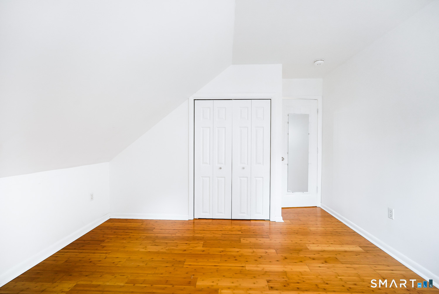 32 Liberty Street Madison, CT 06443 - Photo 23 of 30