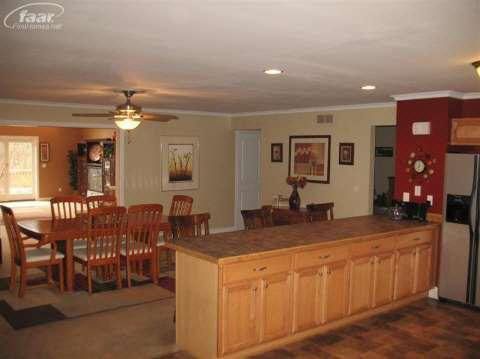 4809 Davison Road Lapeer, MI 48446 - Photo 29 of 40 20356053-28.JPG