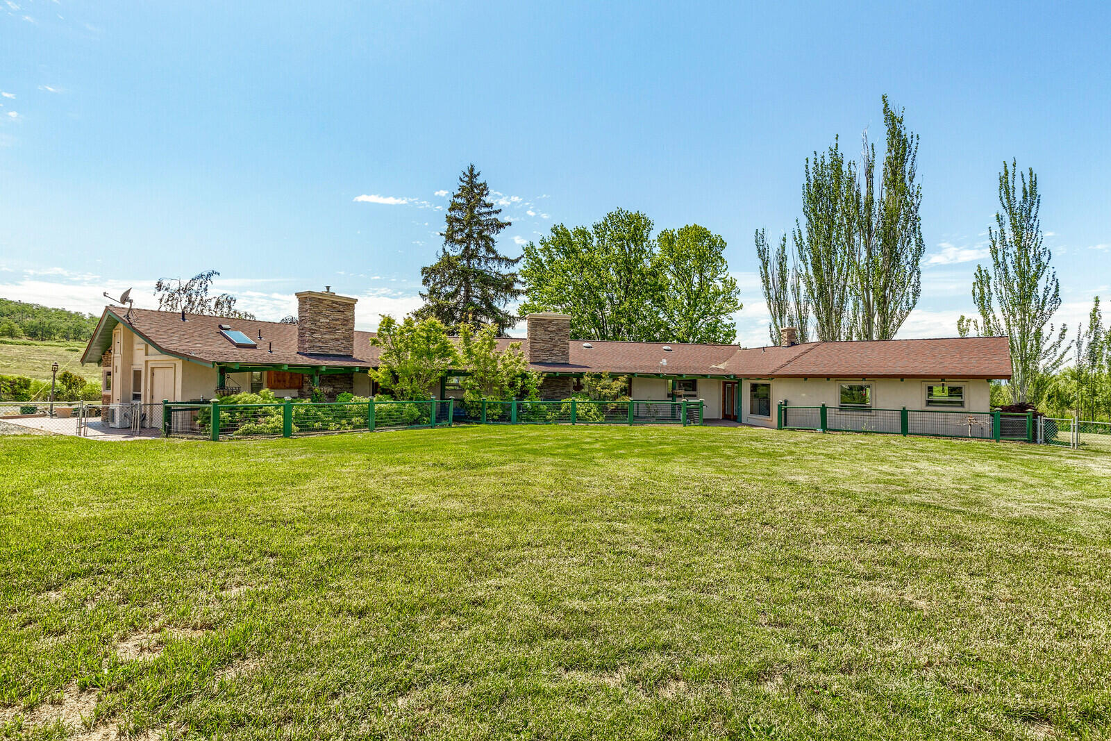 4756 Fern Valley Road Medford, OR 97504 - Photo 86 of 89 a view of a house with a garden