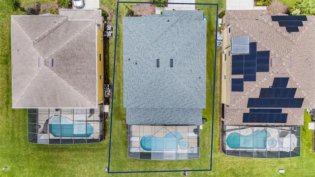 a picture of a bathroom with a white sink