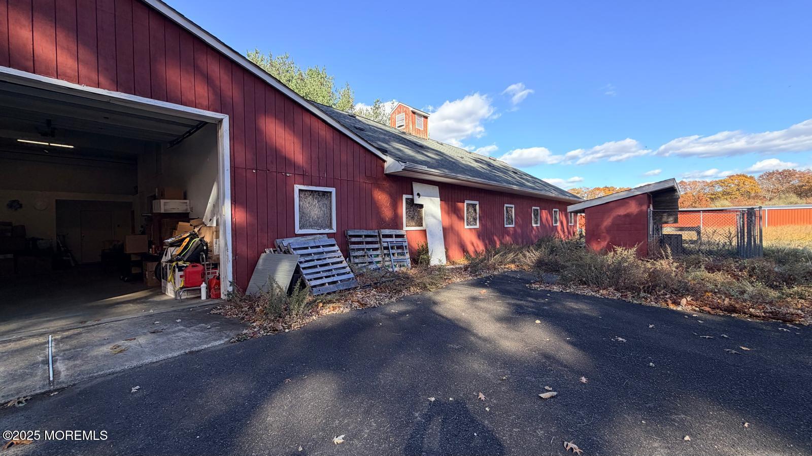 19-23 Roberts Road Millstone Township, NJ 08535 - Photo 104 of 118 WhatsApp Image 2025-11-07 at 17.59.26 (2