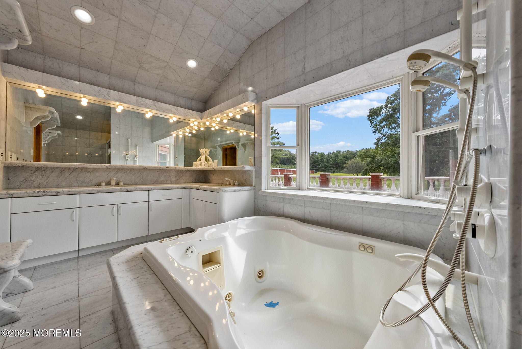 19-23 Roberts Road Millstone Township, NJ 08535 - Photo 63 of 118 55-web-or-mls-DSC04141