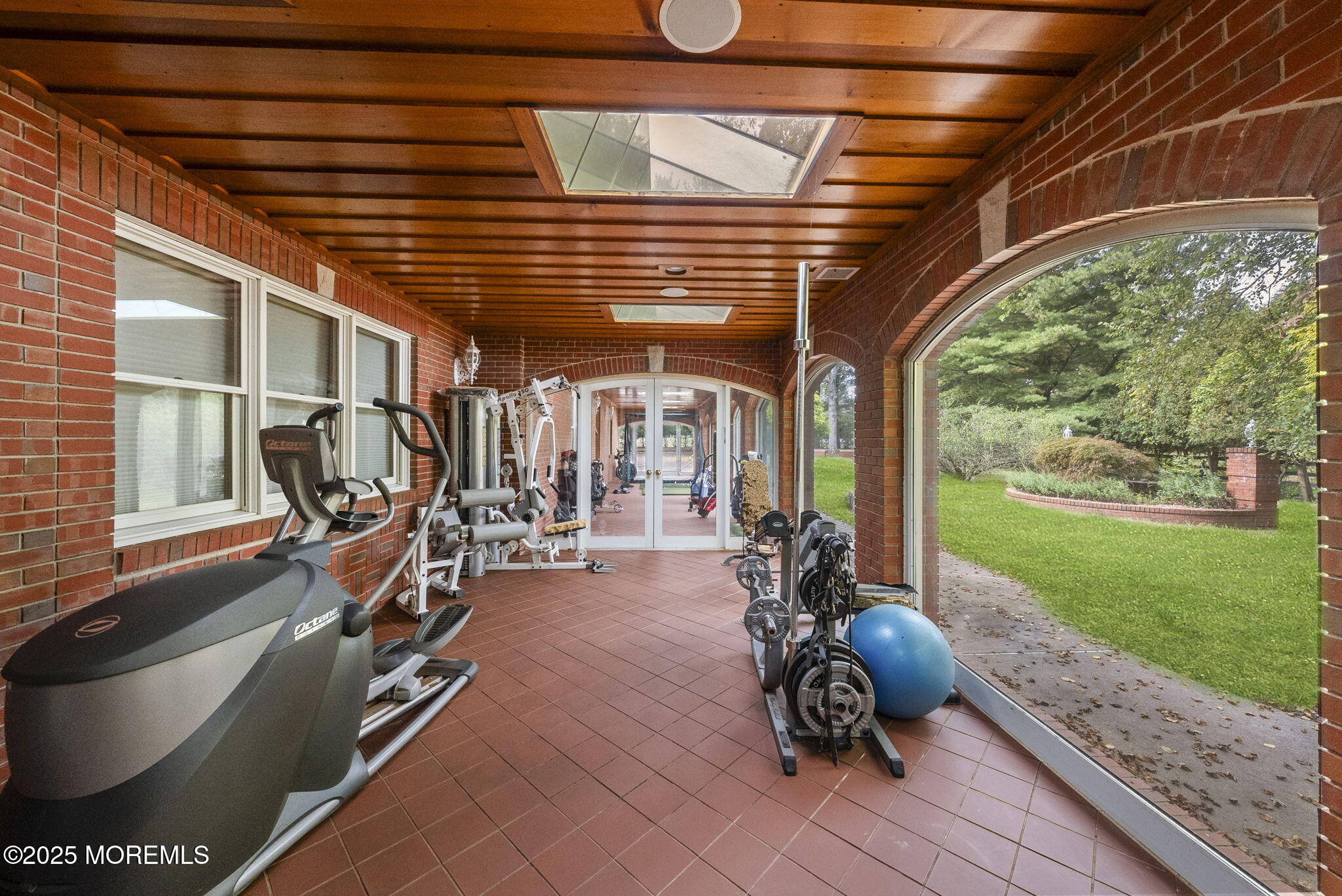 19-23 Roberts Road Millstone Township, NJ 08535 - Photo 66 of 118 58-web-or-mls-DSC04154