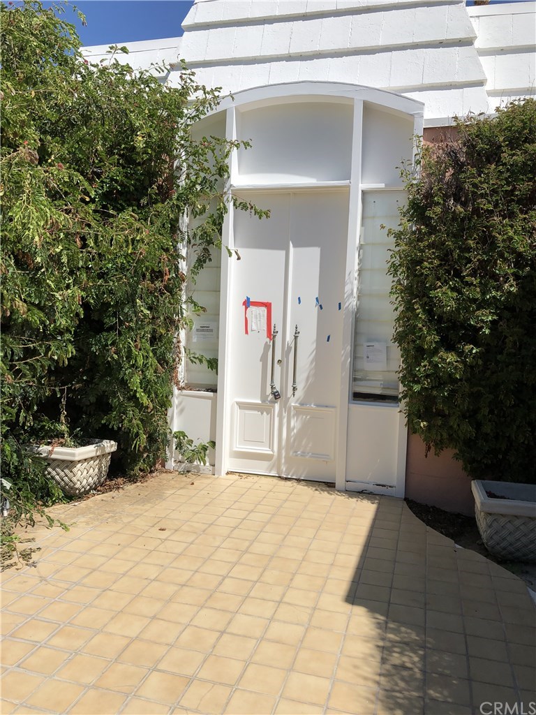 47464 Maroc Circle Palm Desert, CA 92260 - Photo 4 of 37