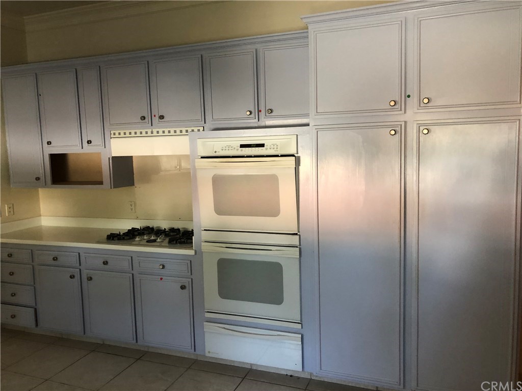 47464 Maroc Circle Palm Desert, CA 92260 - Photo 5 of 37