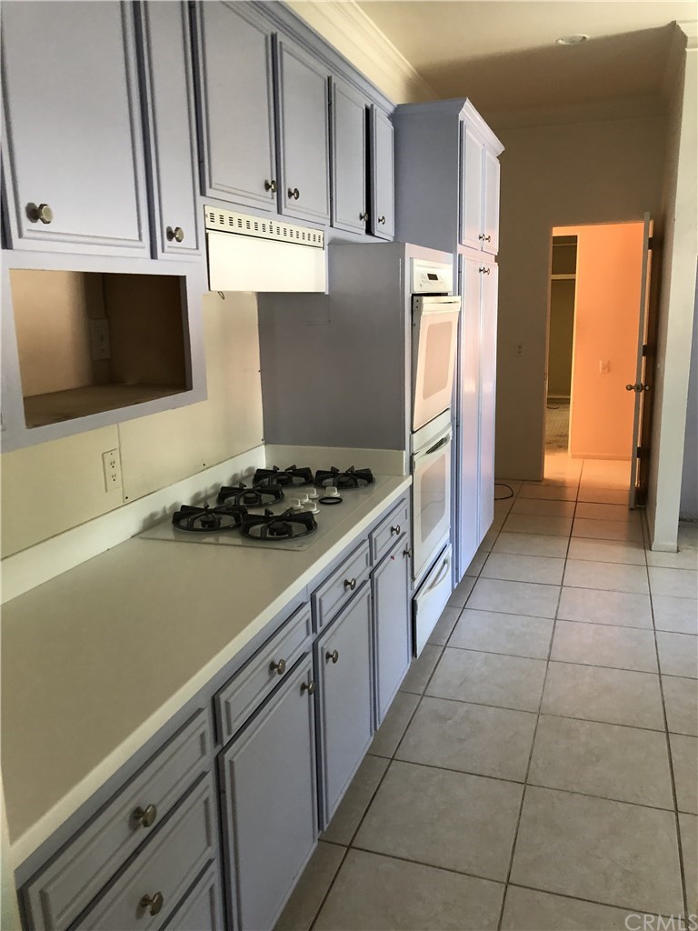 47464 Maroc Circle Palm Desert, CA 92260 - Photo 7 of 37