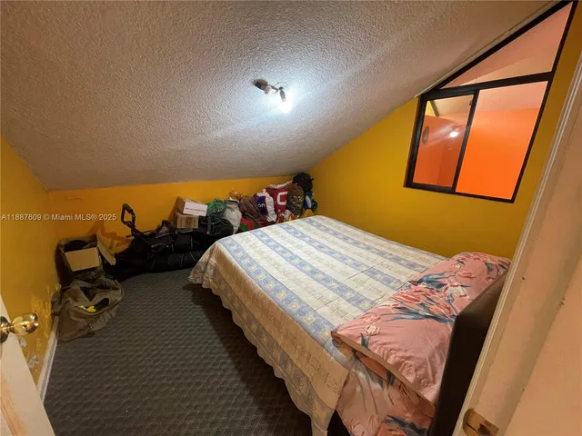 $280,000 | Oe2 J Padre Edgar Perez S1-134 Casa L (ecuador), Dalmatia, PA 17017