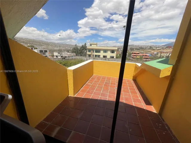 $280,000 | Oe2 J Padre Edgar Perez S1-134 Casa L (ecuador), Dalmatia, PA 17017