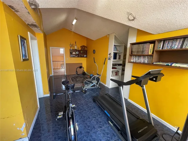 $280,000 | Oe2 J Padre Edgar Perez S1-134 Casa L (ecuador), Dalmatia, PA 17017