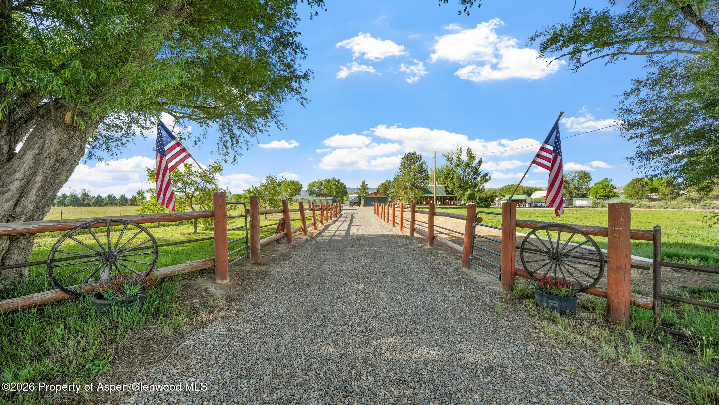 1355 N Road Loma, CO 81524 - Photo 2 of 51 a view of park