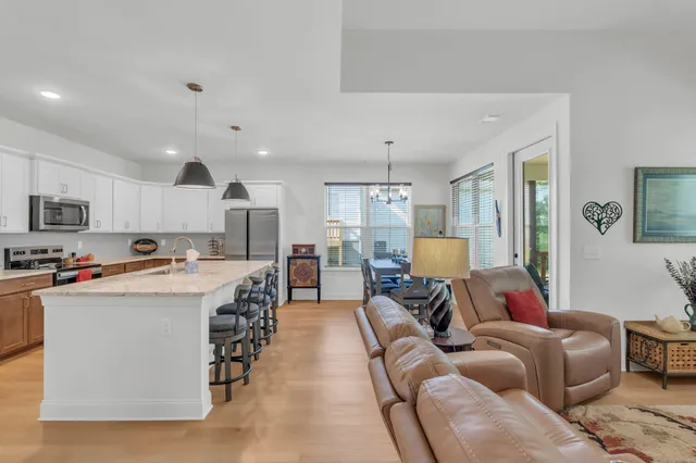 $391,500 | 608 Nature Trail, Soddy Daisy, TN 37379