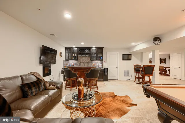 $635,000 | 734 Falcon Lane, Aberdeen, MD 21001