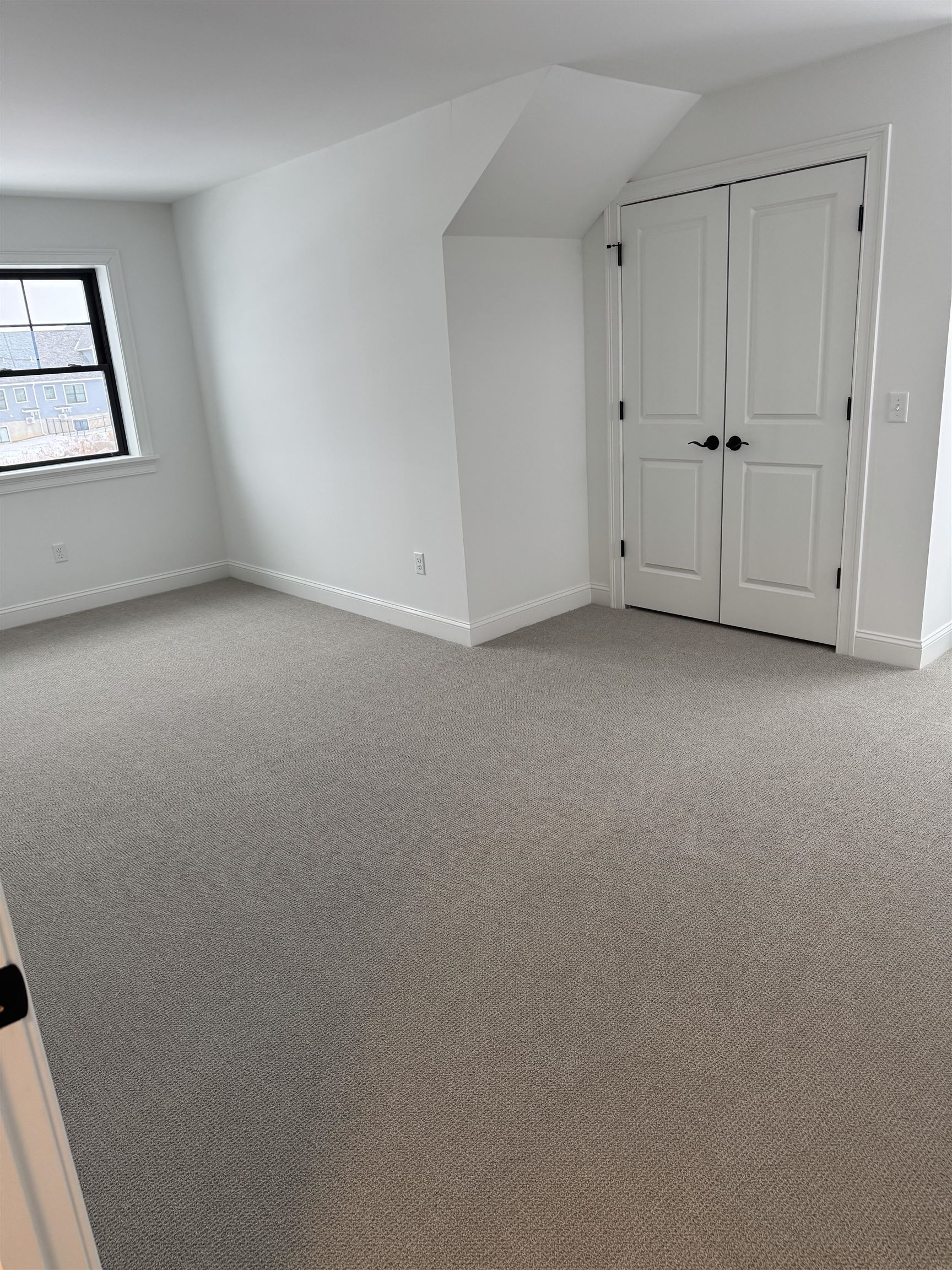 31 Russett Road South Burlington, VT 05403 - Photo 5 of 15