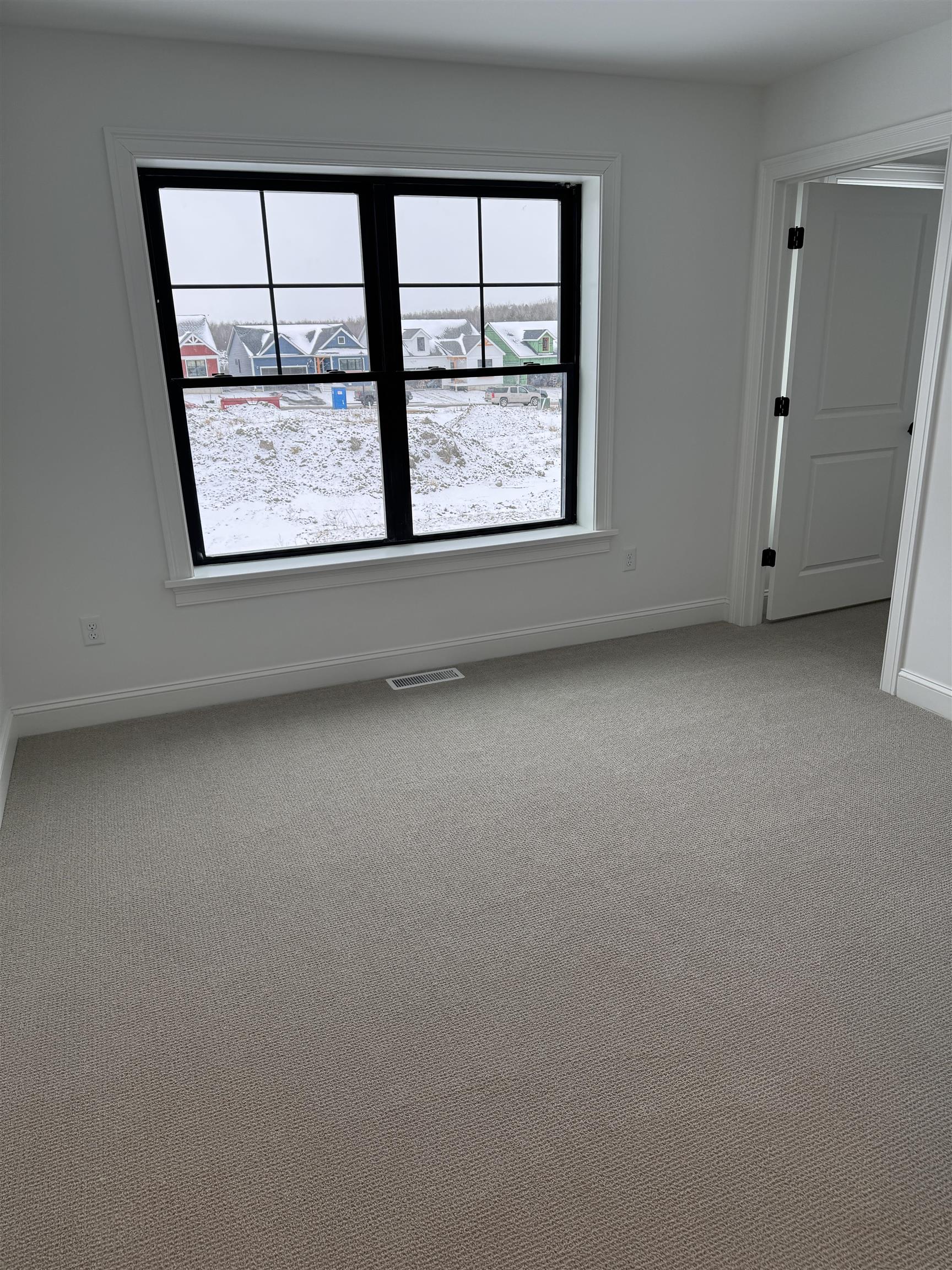 31 Russett Road South Burlington, VT 05403 - Photo 6 of 15