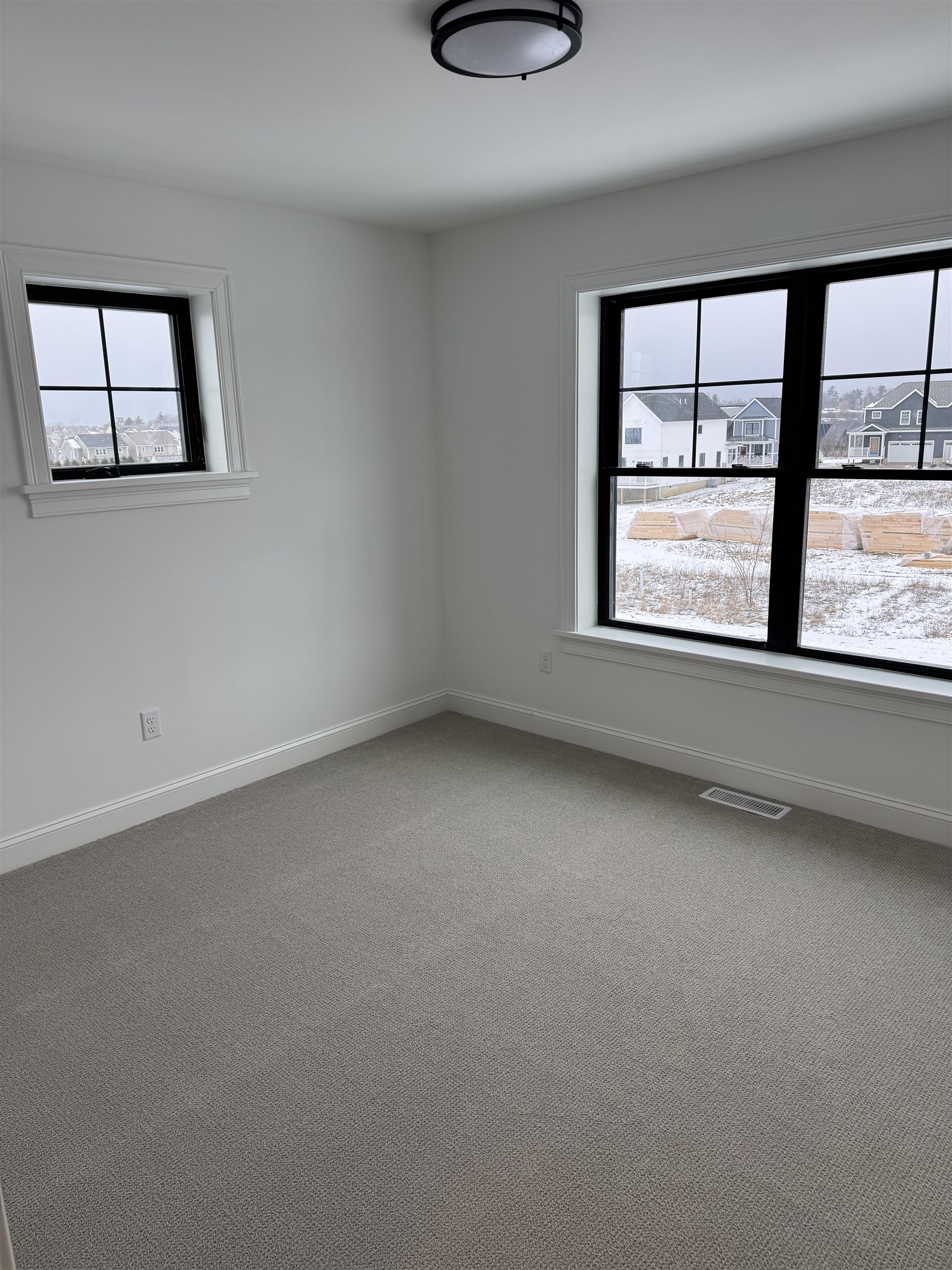 31 Russett Road South Burlington, VT 05403 - Photo 10 of 15