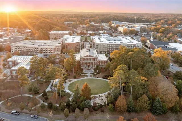 $1,250,000 | 1035 Lainston Court, Alpharetta, GA 30022