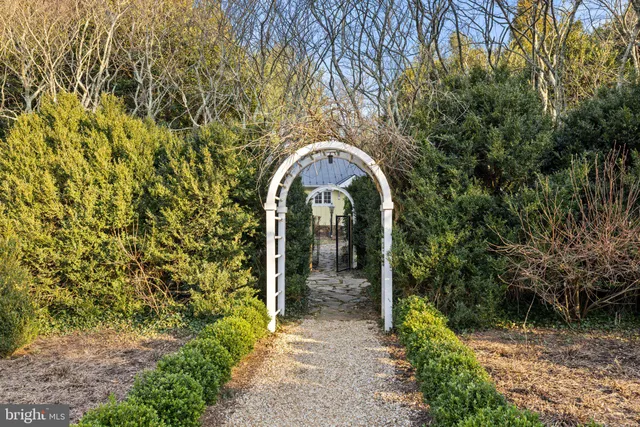 $5,950,000 | 3050 Rectortown Road, Marshall, VA 20115