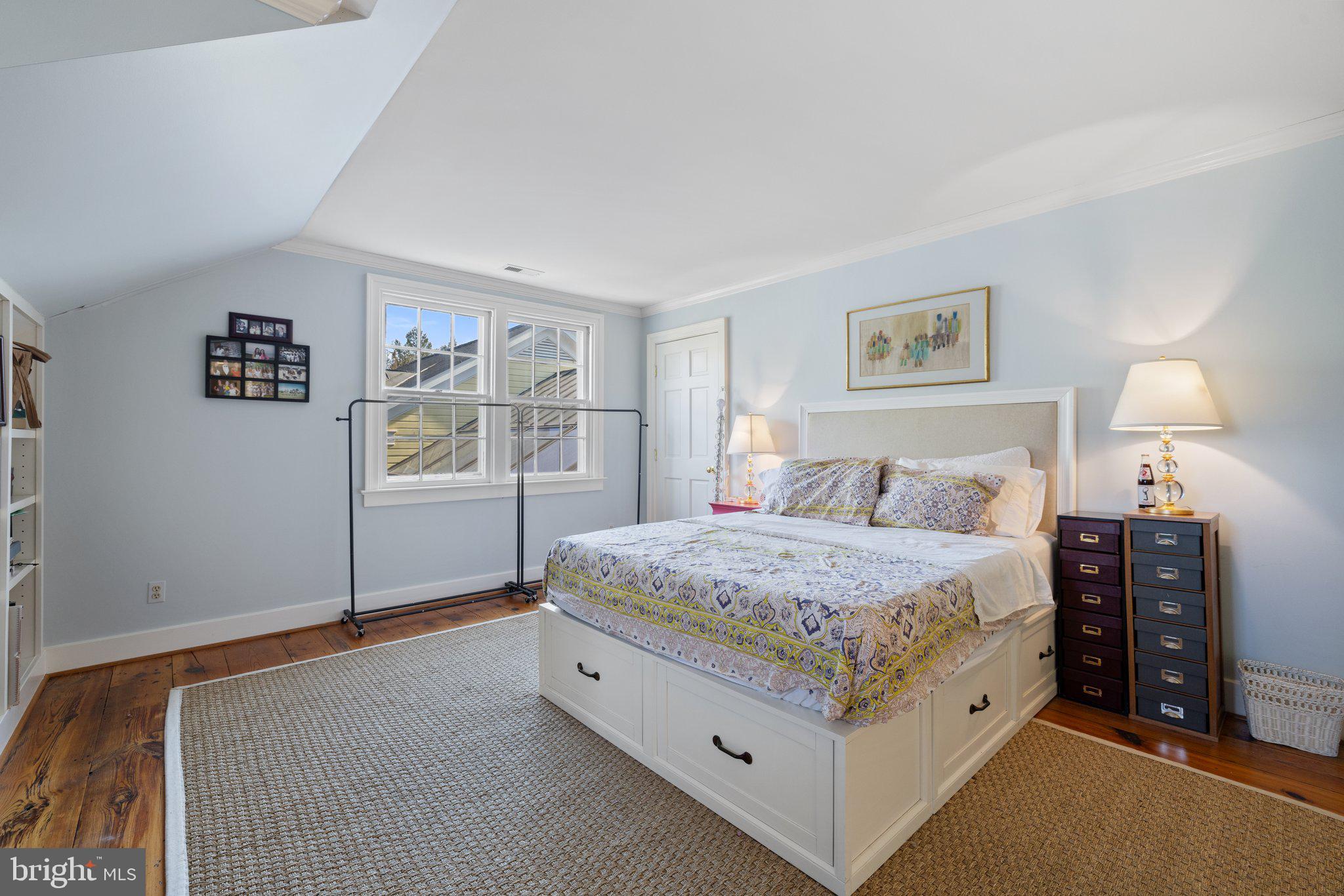 3050 Rectortown Road Marshall, VA 20115 - Photo 98 of 138 Bedroom with built-ins