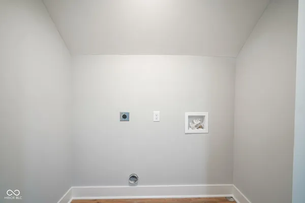 $2,800 | 515 Orange Street, Indianapolis, IN 46203