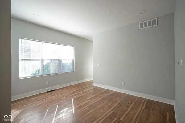 $2,800 | 515 Orange Street, Indianapolis, IN 46203