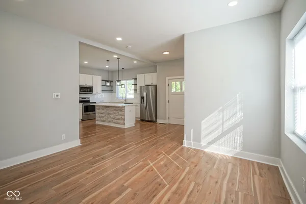 $2,800 | 515 Orange Street, Indianapolis, IN 46203