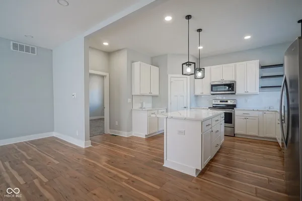 $2,800 | 515 Orange Street, Indianapolis, IN 46203