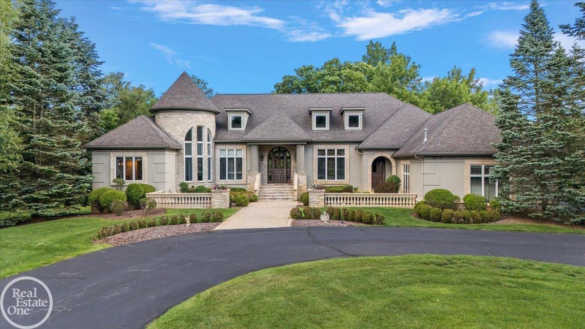 4575 Hidden Glen Circle Rochester, MI 48306 - Photo 2 of 82 50195236-be105e91-e224-48e6-b96a-86748ec15bcb.JPG