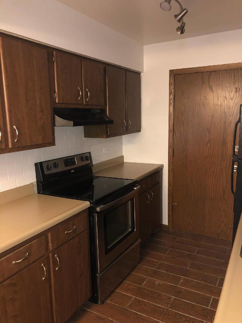 903 Elder Road, Unit 12 Homewood, IL 60430 - Photo 5 of 10