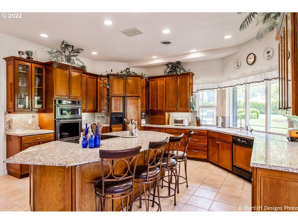 41841 Deerhorn Road Springfield, OR 97478 - Photo 12 of 32 Gallery Image 12