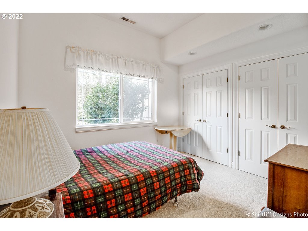 41841 Deerhorn Road Springfield, OR 97478 - Photo 21 of 32 Gallery Image 21