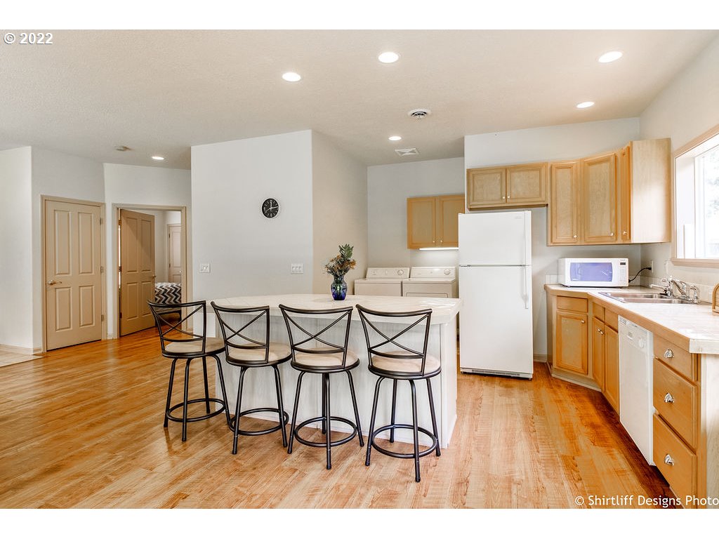 41841 Deerhorn Road Springfield, OR 97478 - Photo 27 of 32 Gallery Image 27