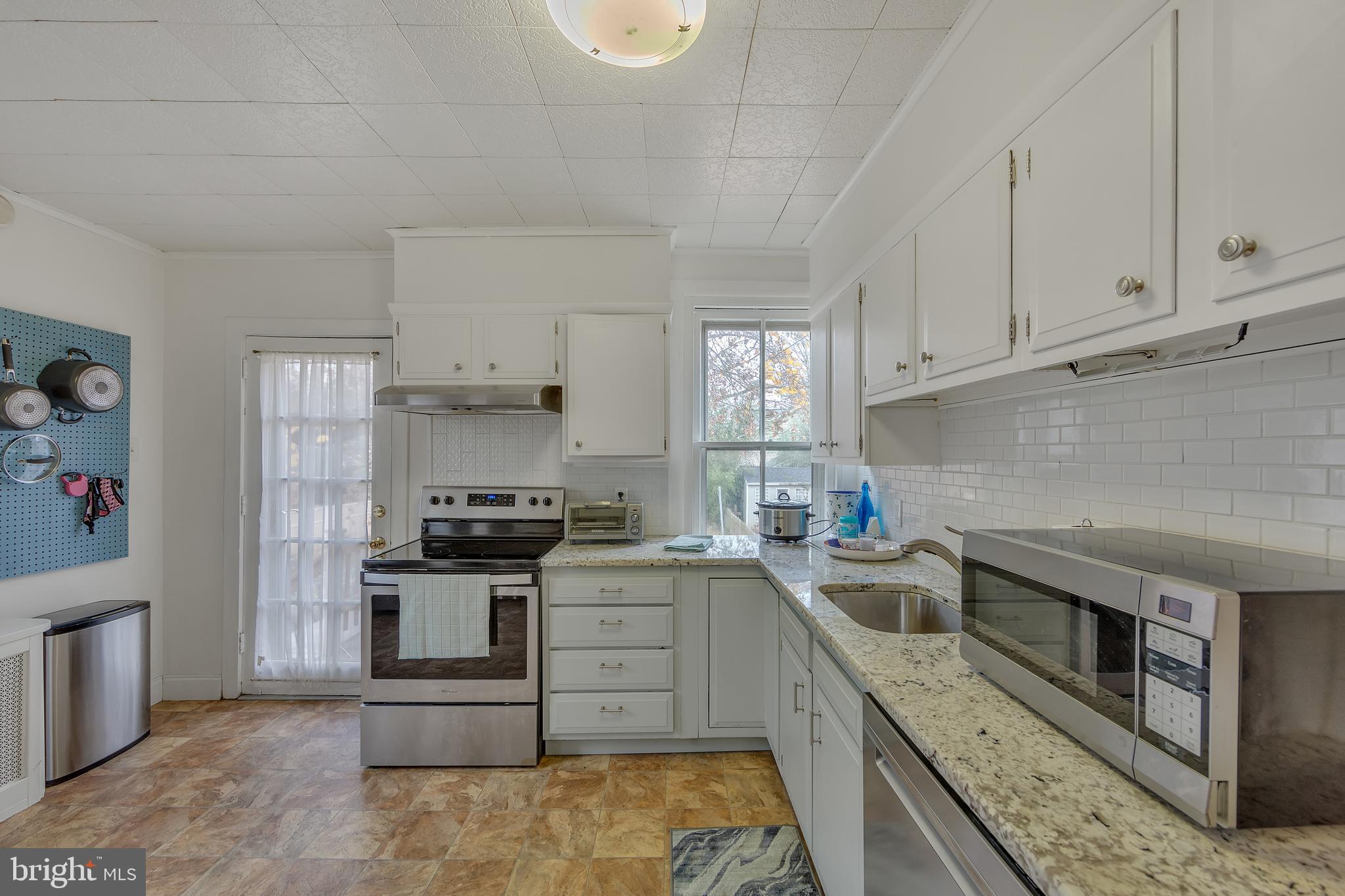 431 West Beechtree Lane Wayne, PA 19087 - Photo 25 of 33