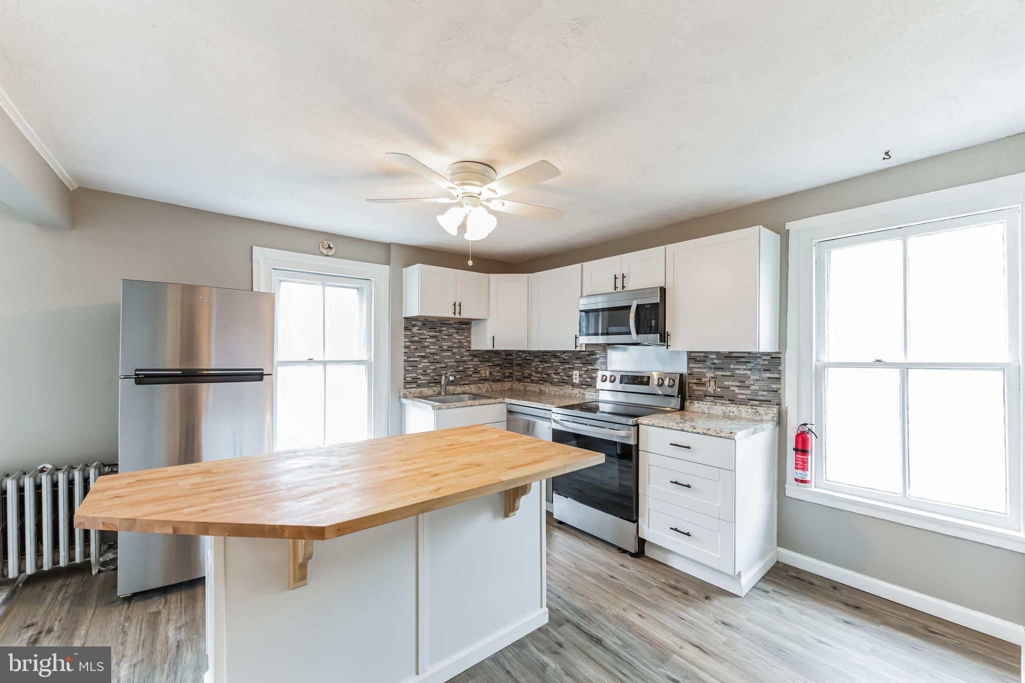 431 West Beechtree Lane Wayne, PA 19087 - Photo 6 of 33