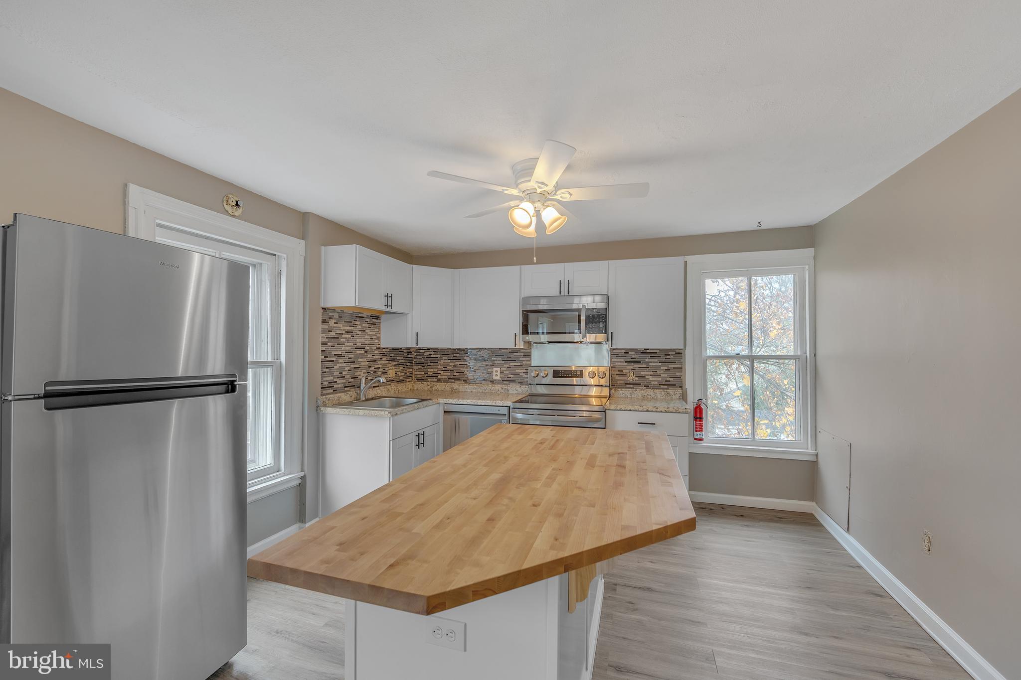 431 West Beechtree Lane Wayne, PA 19087 - Photo 8 of 33