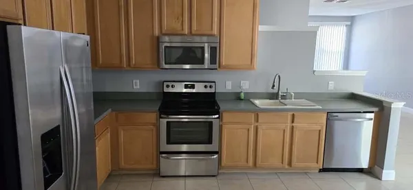 $2,400 | 14290 Tanja King Boulevard, Orlando, FL 32828