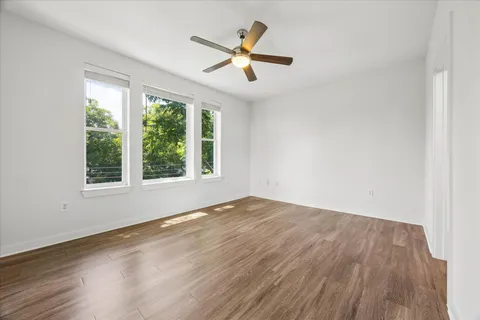 $2,550 | 1900 Barton Springs Road, Unit 4041, Austin, TX 78704