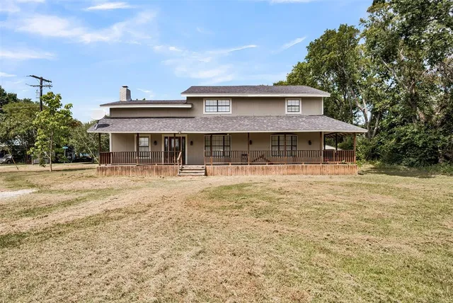 $315,000 | 608 White Oak Street, Dodd City, TX 75438