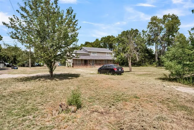 $315,000 | 608 White Oak Street, Dodd City, TX 75438