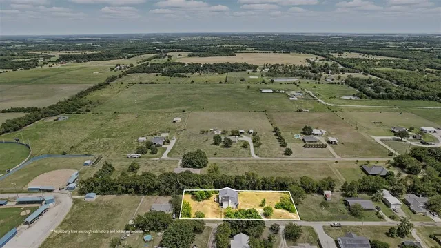 $315,000 | 608 White Oak Street, Dodd City, TX 75438