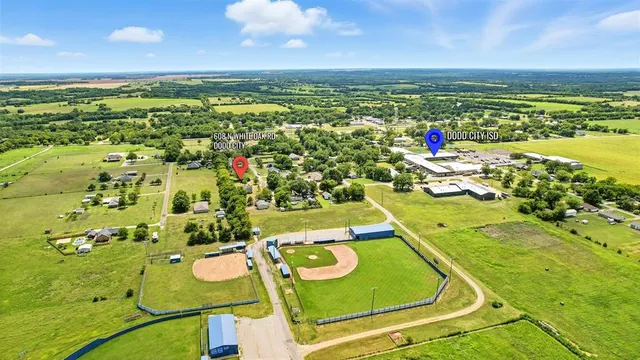 $315,000 | 608 White Oak Street, Dodd City, TX 75438