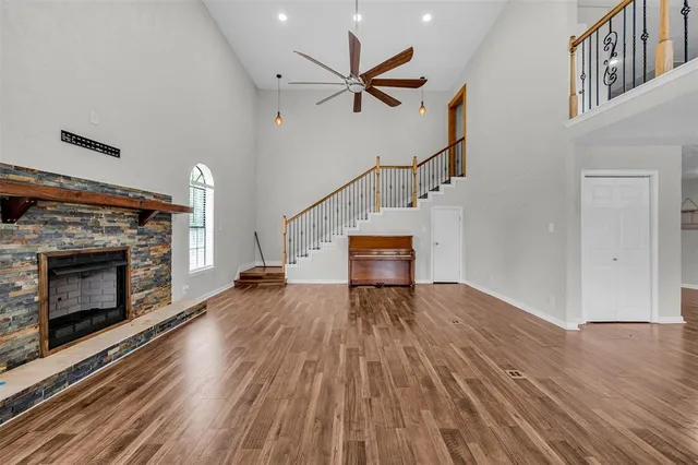 $315,000 | 608 White Oak Street, Dodd City, TX 75438