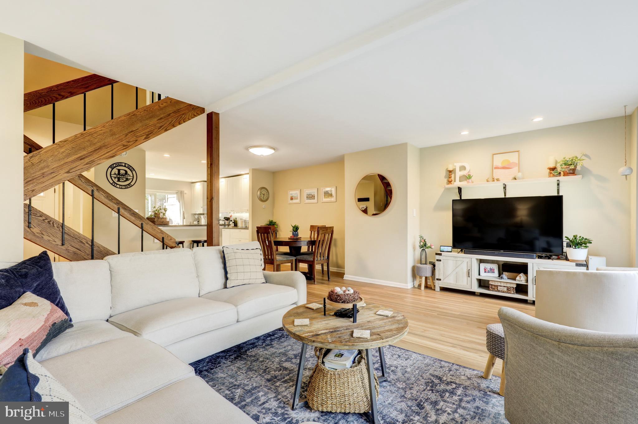 165 Oakmont Court Reading, PA 19607 - Photo 17 of 40 a living room with furniture and a flat screen tv