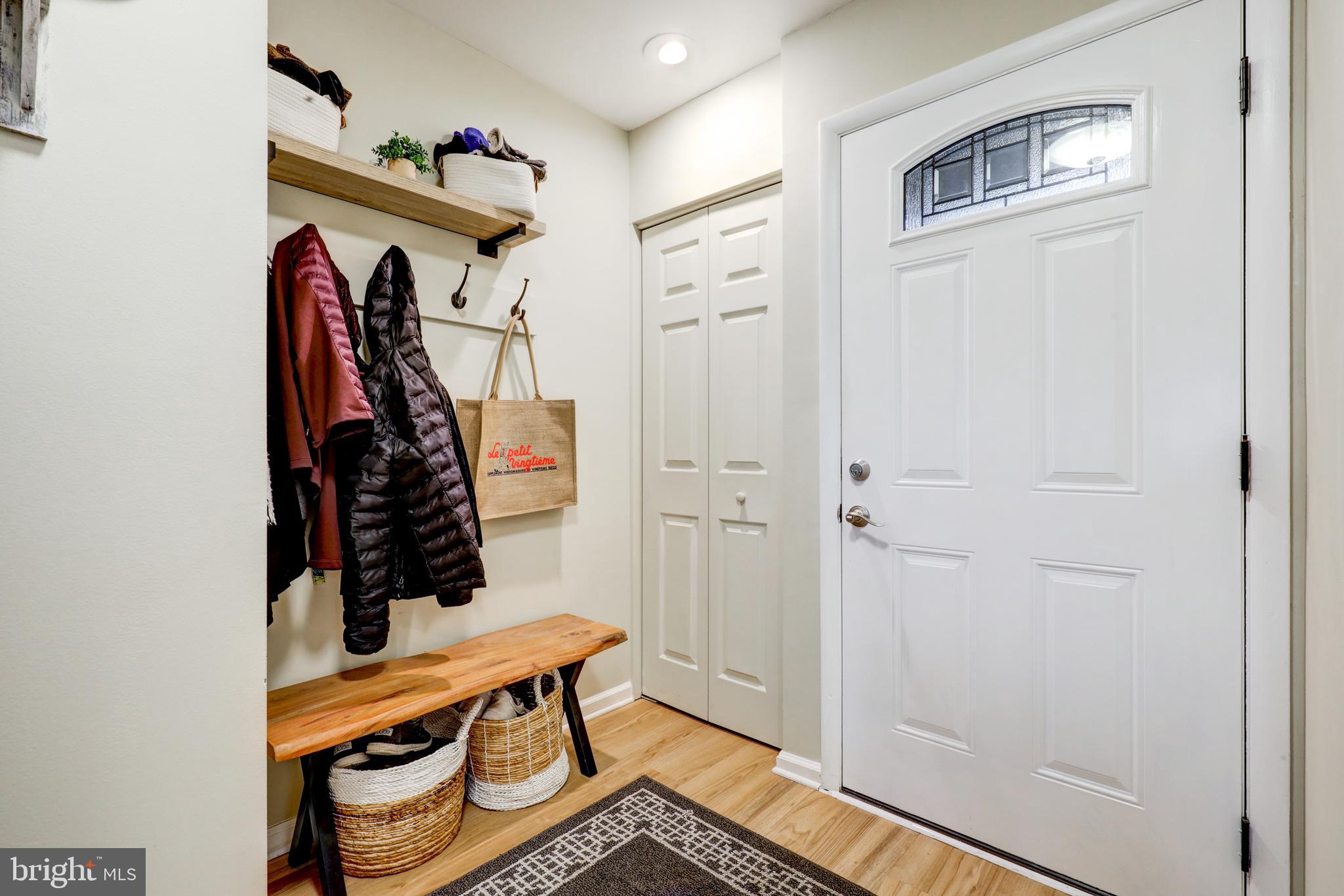 165 Oakmont Court Reading, PA 19607 - Photo 5 of 40