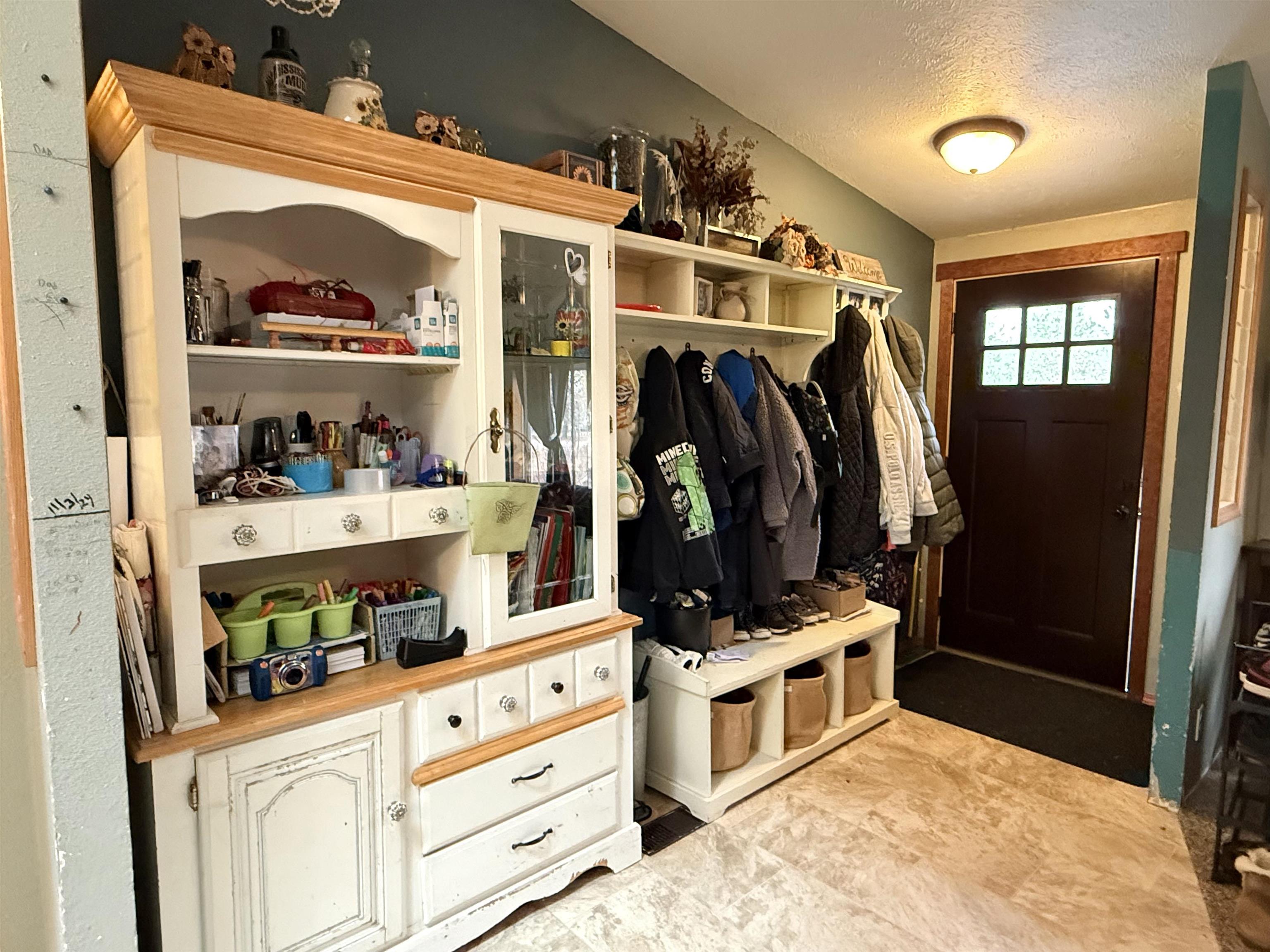 6356 Sundown Road Nine Mile Falls, WA 99026 - Photo 3 of 36