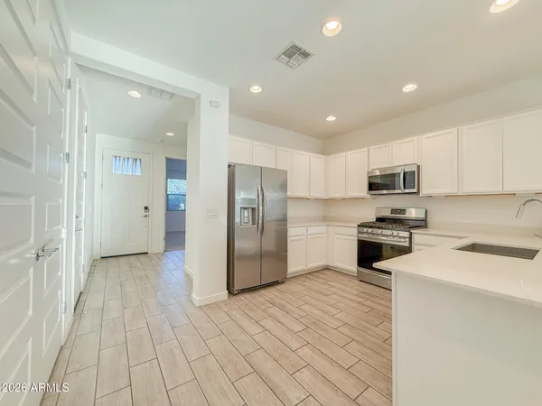 $2,295 | 26194 South 230th Place, Queen Creek, AZ 85142
