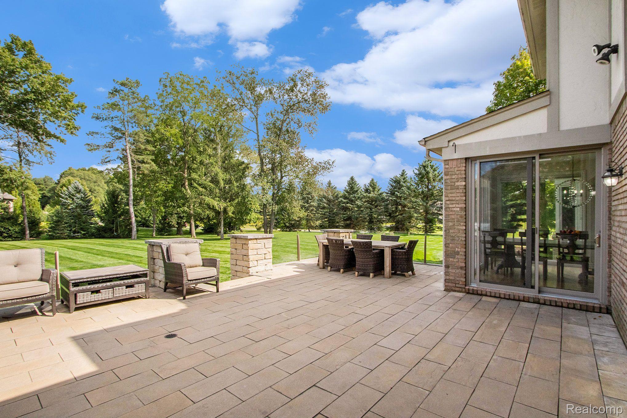 7907 Bridge Valley Clarkston, MI 48348 - Photo 55 of 62 Gallery Image 55